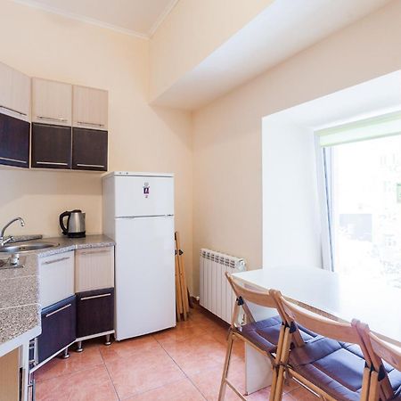 קייב Apartment At Malaya Zhytomyrska 5 מראה חיצוני תמונה