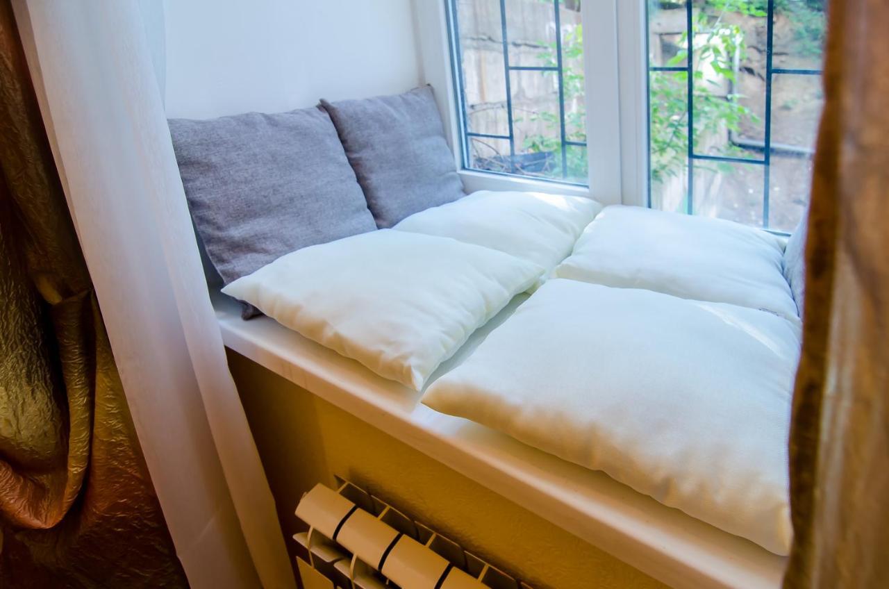 קייב Apartment At Malaya Zhytomyrska 5 מראה חיצוני תמונה