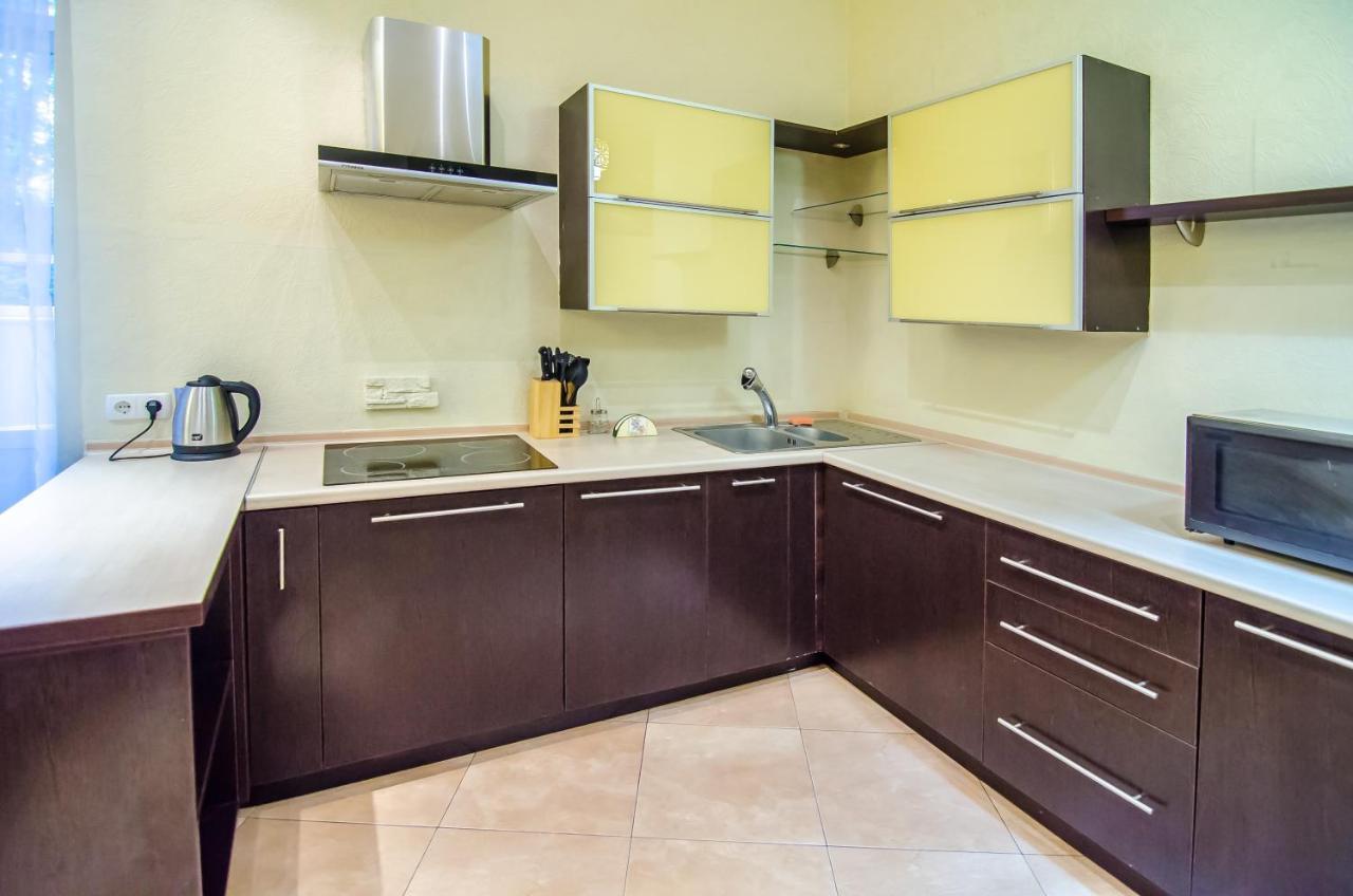 קייב Apartment At Malaya Zhytomyrska 5 מראה חיצוני תמונה